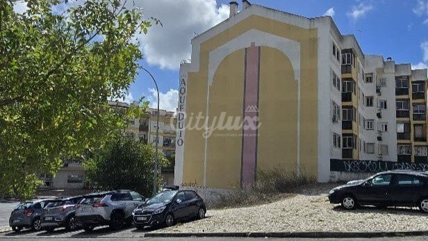 Land in Venteira, Lisbon, Portugal 1 - 18500959