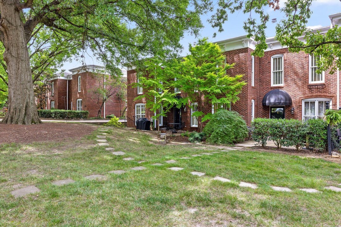 Townhouse in Chattanooga, Tennessee, United States 1 - 18502453