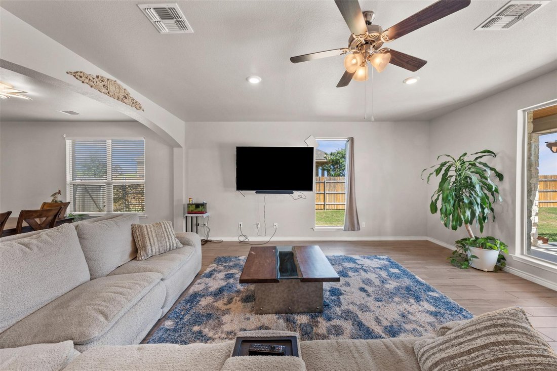 House in Salado, Texas, United States 4 - 18502335