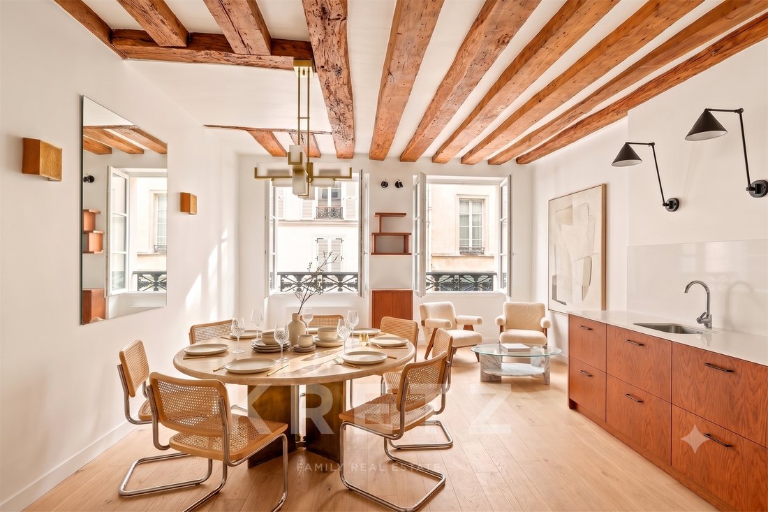Apartment in Saint Merri, Paris 4e Arrondissement, Paris 1 - 18504001