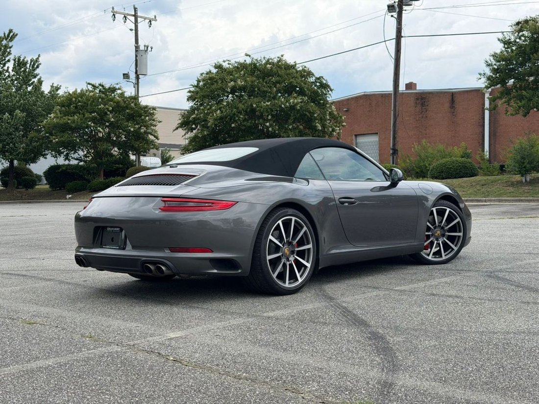 Cabriolet in Greensboro, NC, United States 5 - 18500789