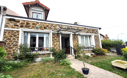 Villa in Ledru Rollin, Le Perreux-sur-Marne, France 1