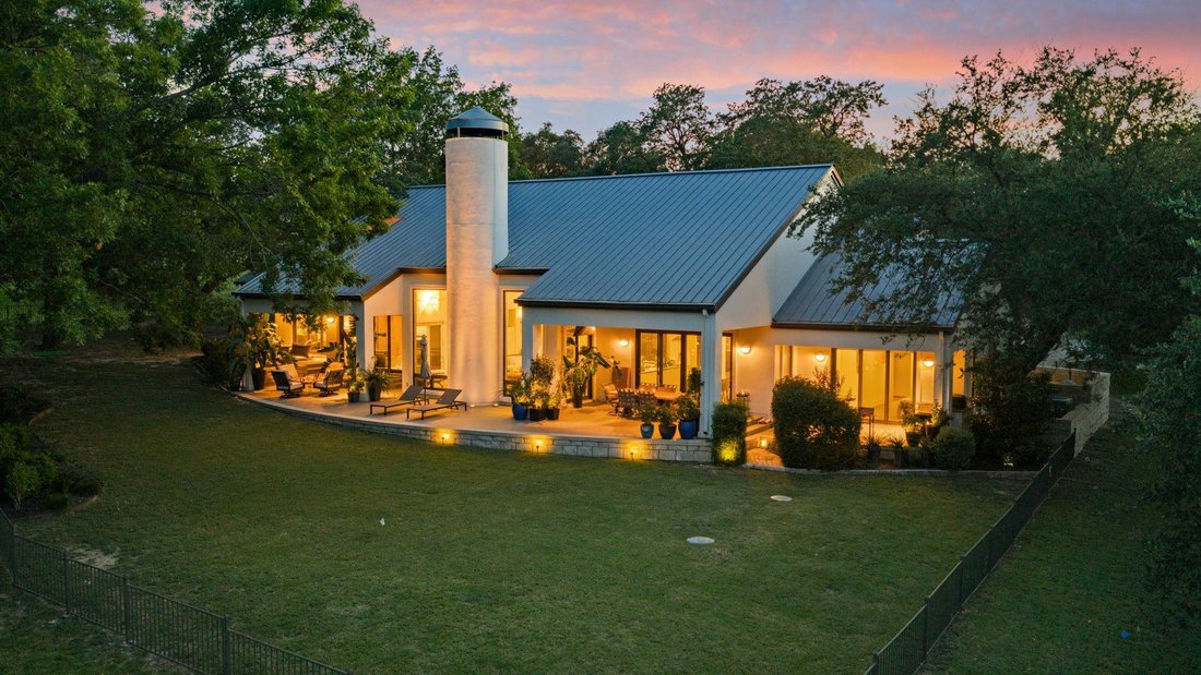 House in Spicewood, Texas, United States 2 - 18499104
