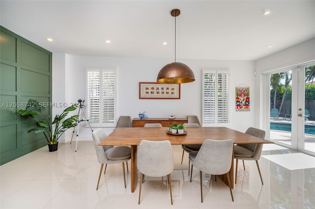 Coral Gables, Florida, United States 5 - 18500723