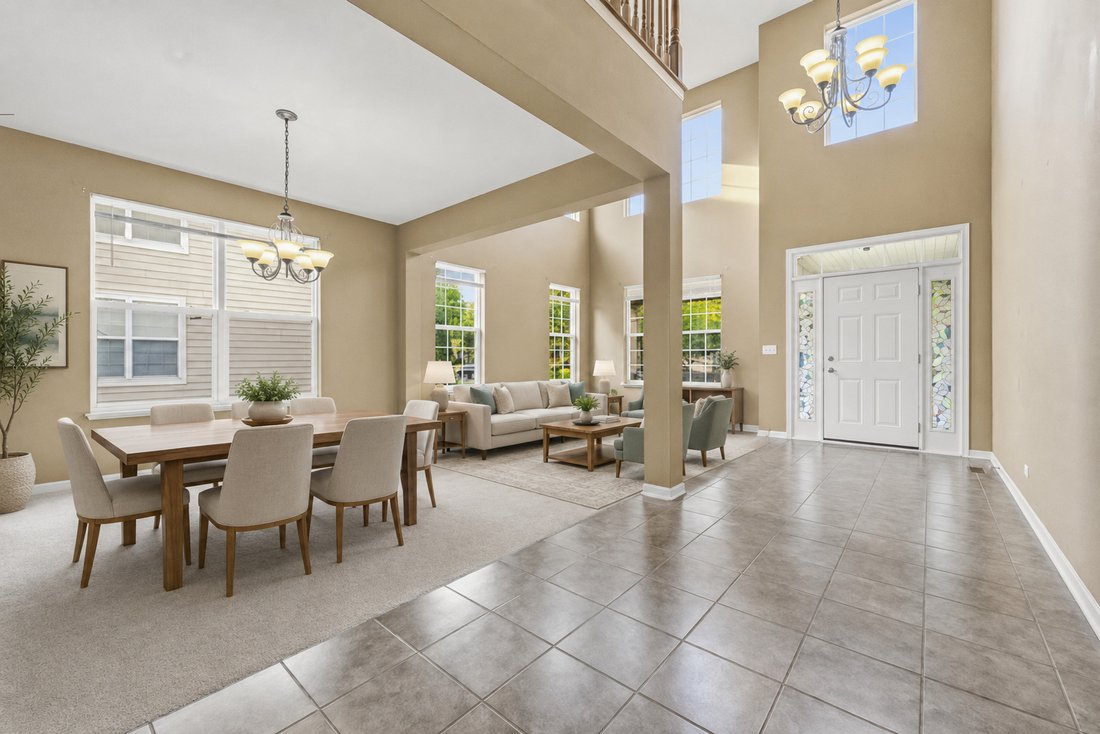 House in Elgin, Illinois, United States 4 - 18502918