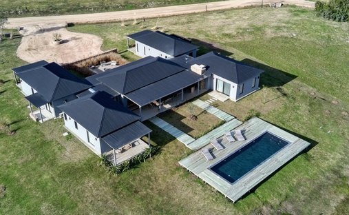 House in Fasano las Piedras, Maldonado Department, Uruguay 1