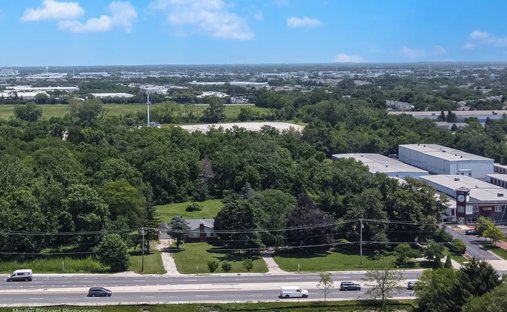 Land in Aurora, Illinois, United States 1