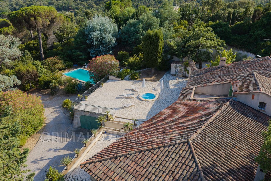 Villa in Le Plan-de-la-Tour, Provence-Alpes-Côte d'Azur, France 2 - 18499822