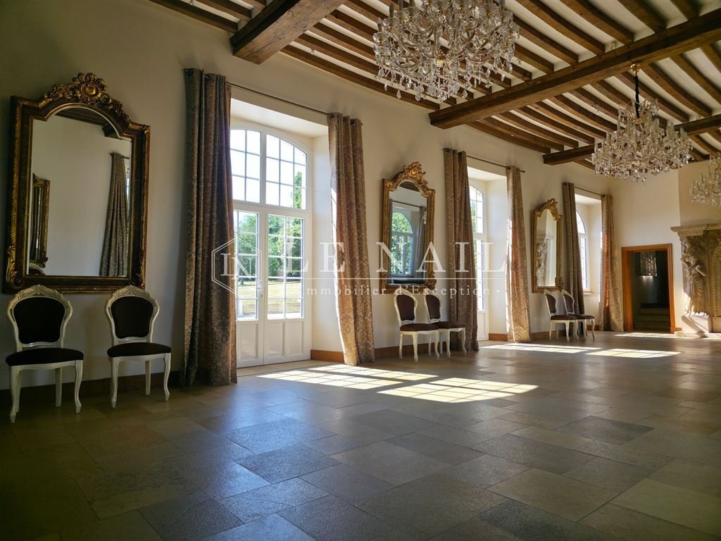 Estate in Périphérique, Falaise, France 4 - 18504135