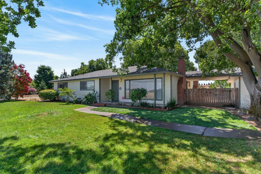 House in Elk Grove, California, United States 3 - 18503355