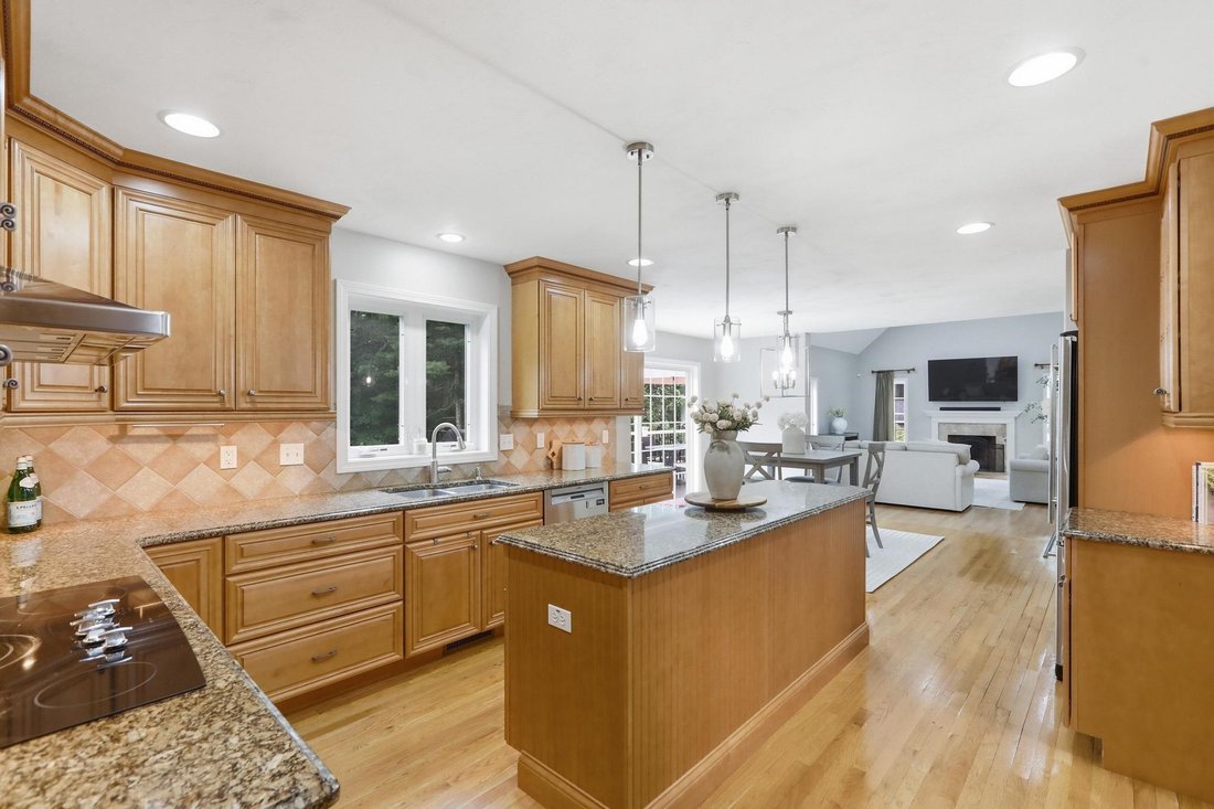 House in Windham, New Hampshire, United States 2 - 18503402