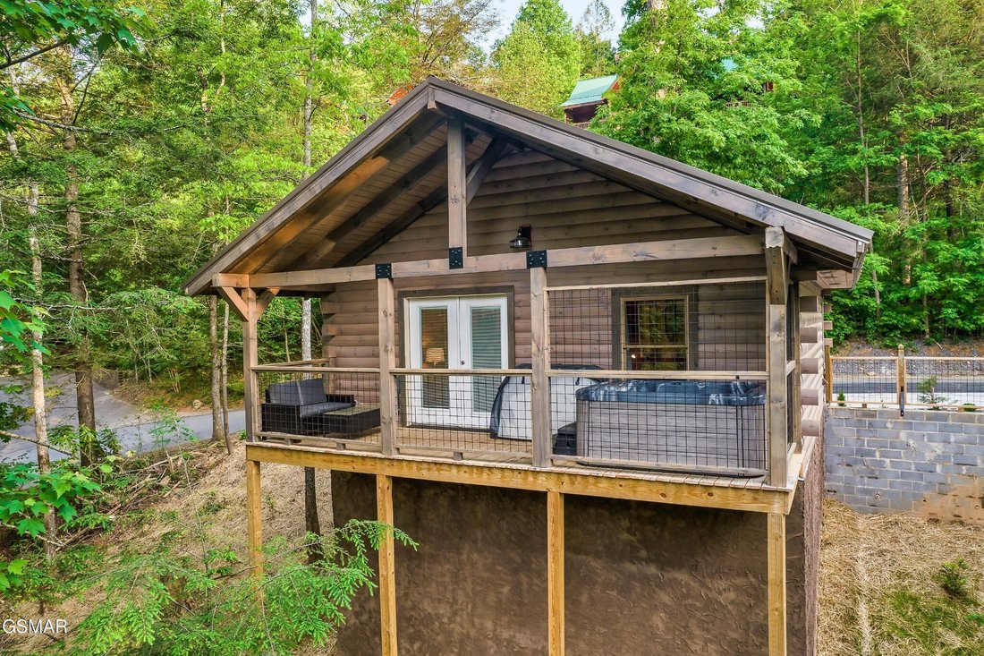 House in Gatlinburg, Tennessee, United States 5 - 18500101