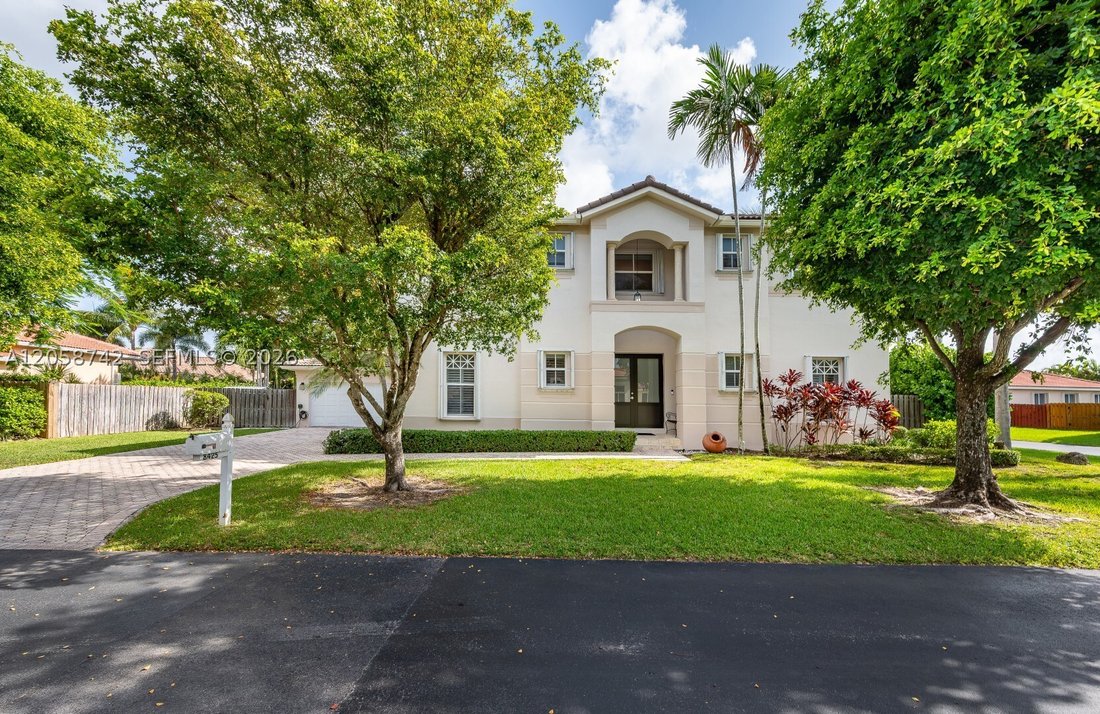 Coral Gables, Florida, United States 3 - 18500723
