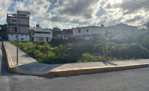 Land in Cancún, Quintana Roo, Mexico 1