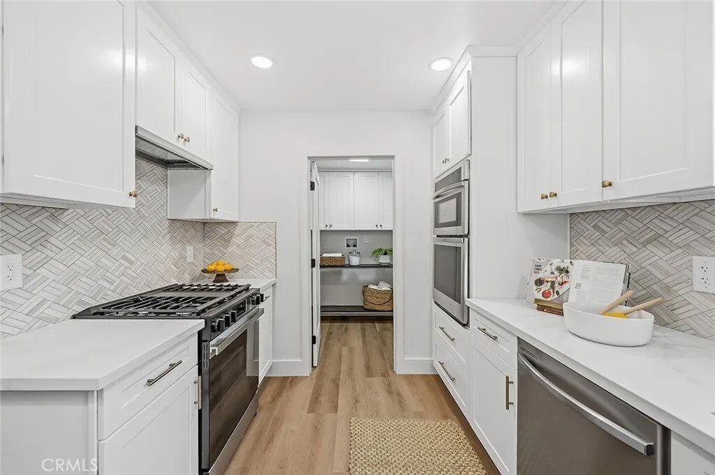 House in Signal Hill, California, United States 4 - 18503044