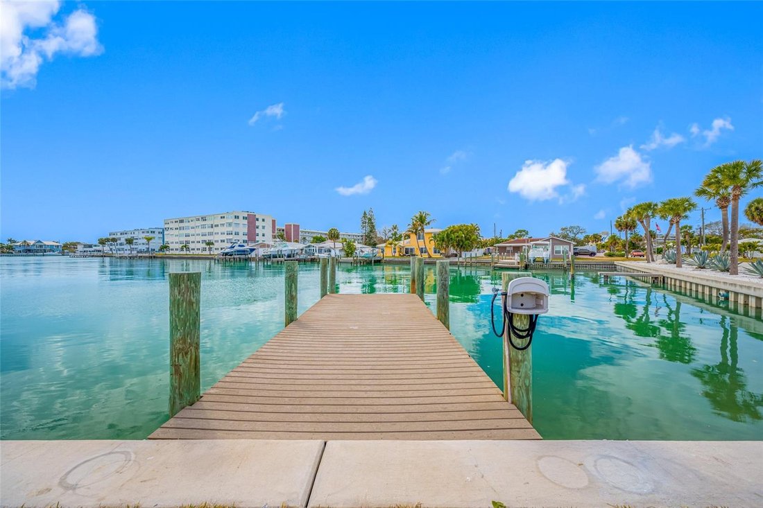 House in St. Pete Beach, Florida, United States 1 - 18502554