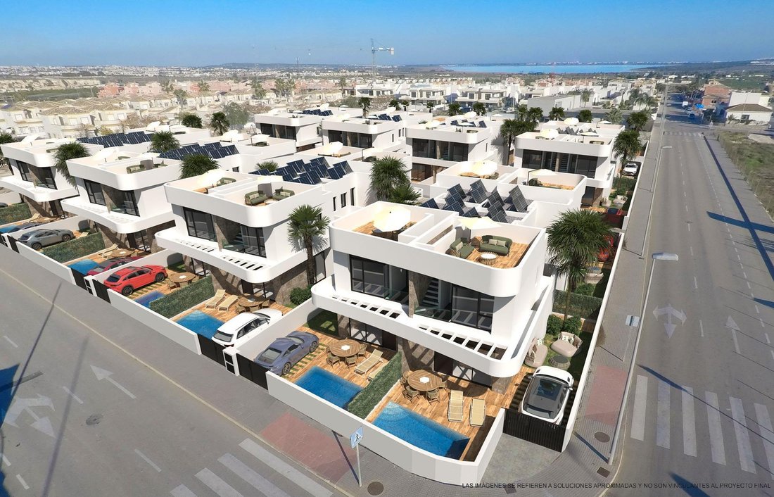 Villa in Los Montesinos, Valencian Community, Spain 3 - 18504159
