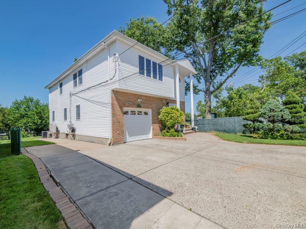 House in New Hyde Park, New York, United States 3 - 18500398