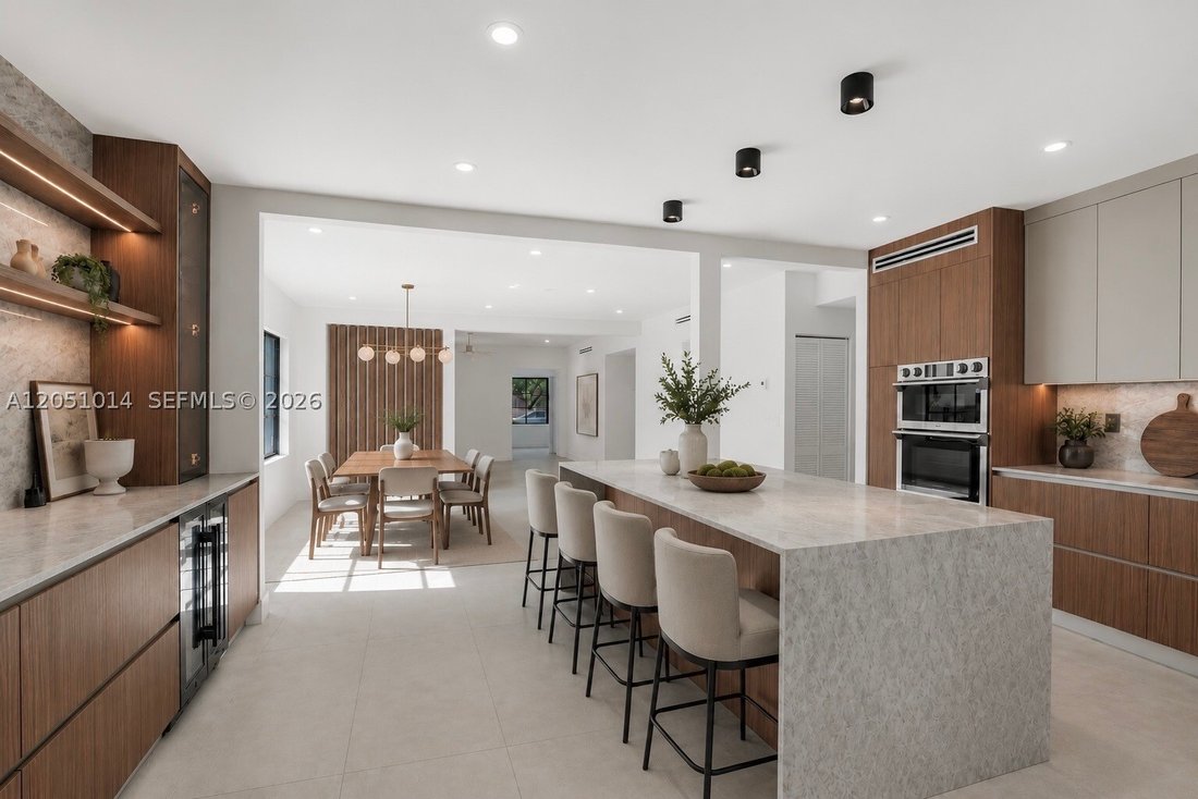 House in Miami, Florida, United States 3 - 18396094