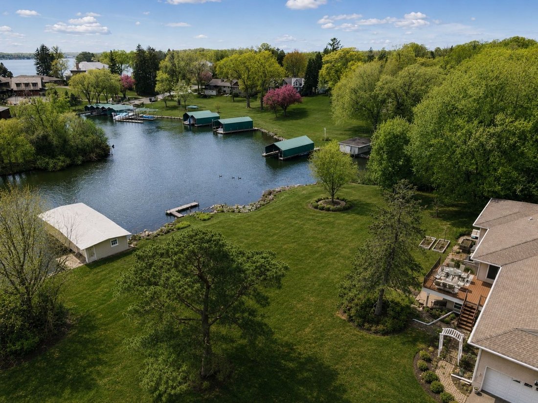 House in Mound, Minnesota, United States 1 - 17620237