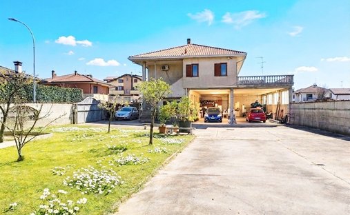 Villa a San Giorgio su Legnano, Lombardia, Italia 1