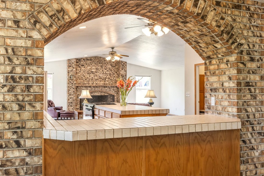 House in Sandy, Utah, United States 4 - 18500426