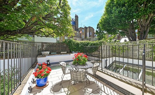 House in Chelsea, Kensington And Chelsea, England 1