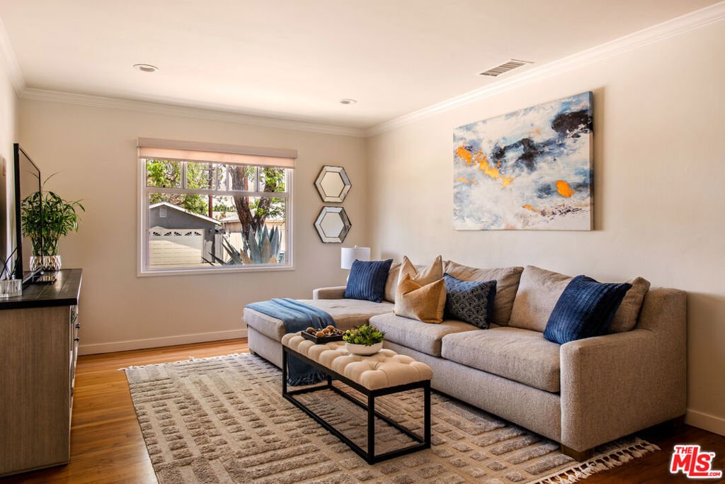 House in Los Angeles, California, United States 5 - 18501921