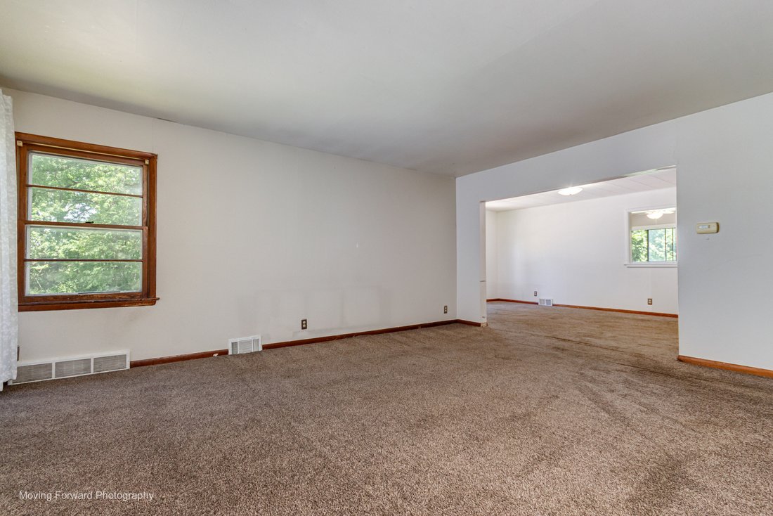 Land in Aurora, Illinois, United States 5 - 18499669