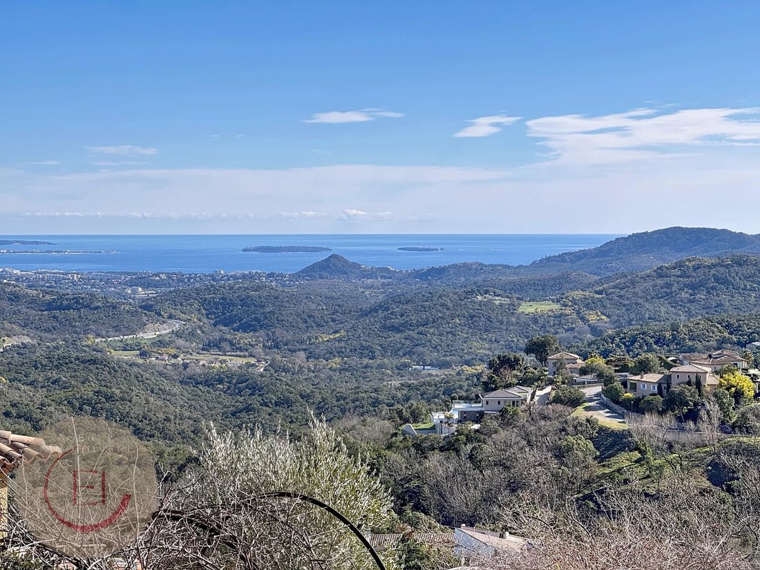 Villa in Les Adrets-de-l'Estérel, Provence-Alpes-Côte d'Azur, France 2 - 17295002