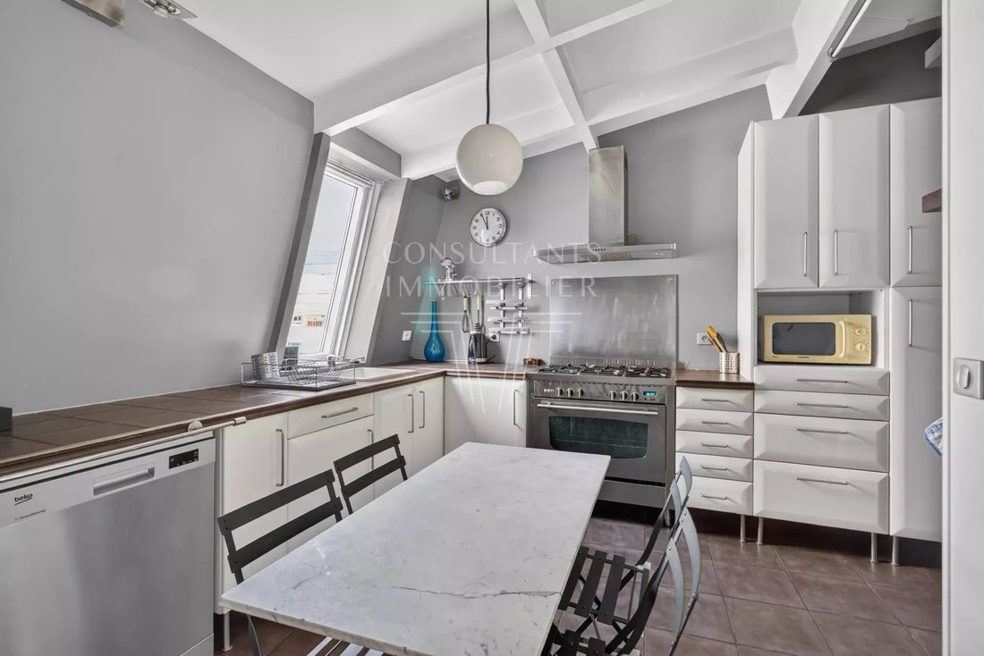 Apartment in Auteuil Sud, Paris 16e Arrondissement, Paris 4 - 18500786