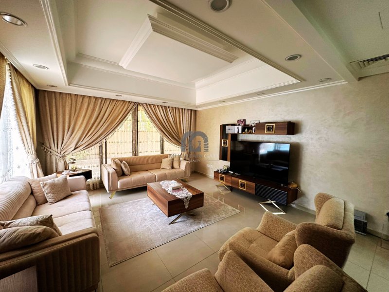 Villa in Sharjah, Sharjah Emirate, United Arab Emirates 5 - 18500591