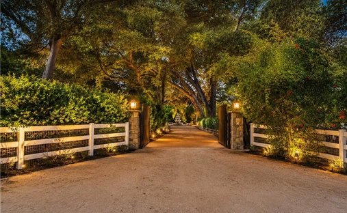 House in Santa Clarita, California, United States 1