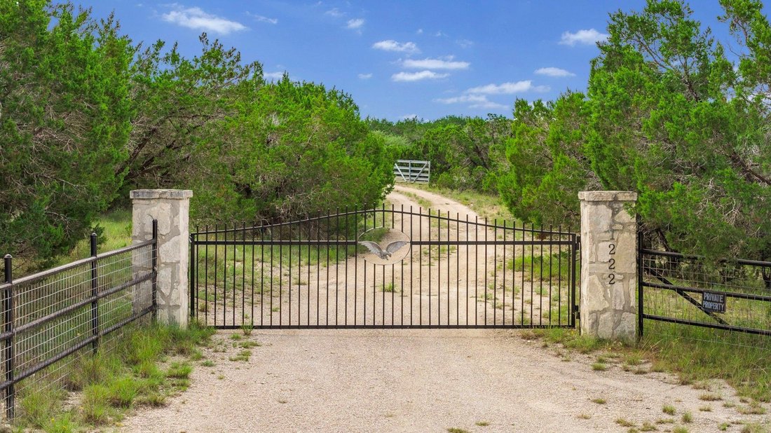 Land in Wimberley, Texas, United States 1 - 18503938