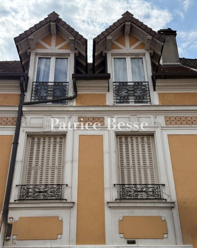 Castle in Est, Ecouen, France 4 - 18503643