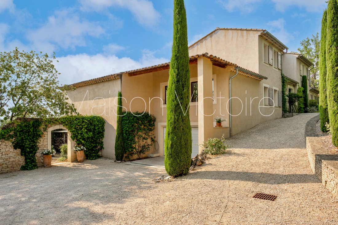 House in Saint-Saturnin-lès-Apt, Provence-Alpes-Côte d'Azur, France 5 - 18504093