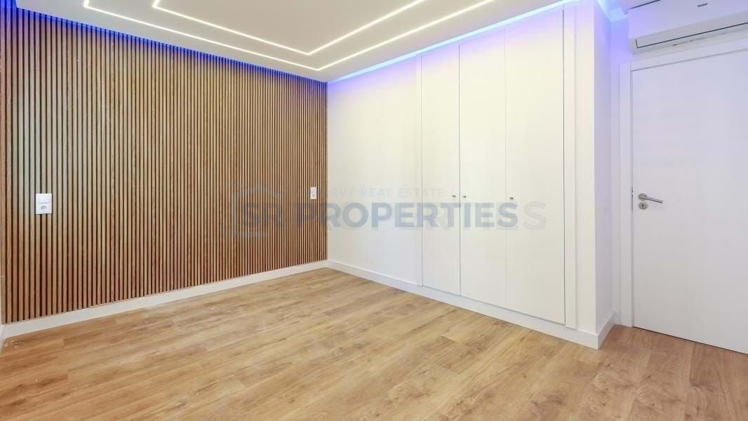 Apartment in Quarteira, Algarve, Portugal 4 - 18438161