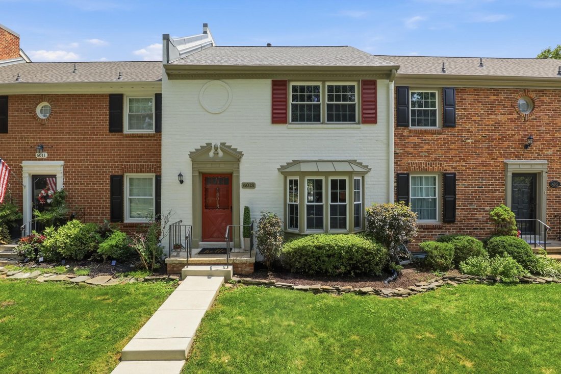 Townhouse in West Springfield, Virginia, United States 1 - 18500436