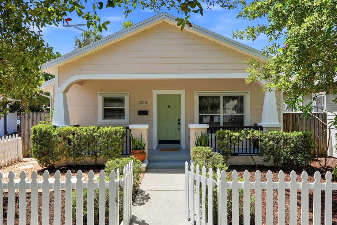 House in St. Petersburg, Florida, United States 1 - 18504617