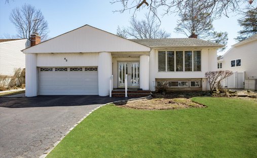 Casa a Plainview, New York, Stati Uniti 1