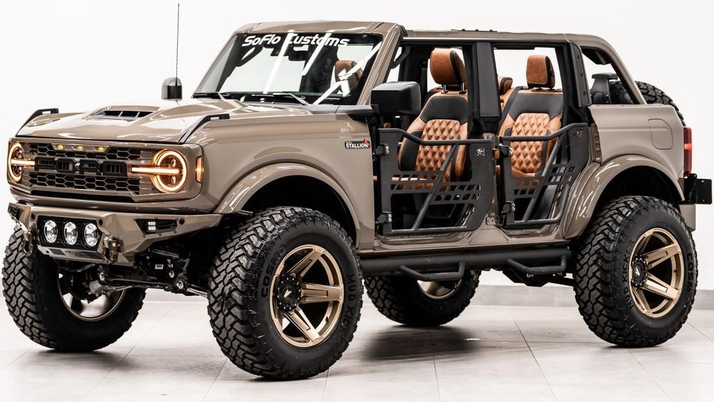 Ford Bronco 4X4 in Fort Lauderdale, FL, United States 1 - 18504155