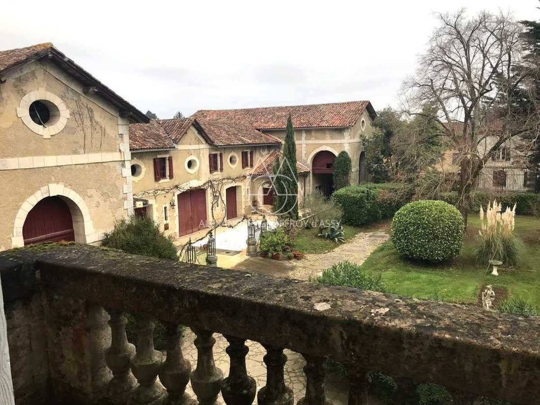 Castle in Habas, Nouvelle-Aquitaine, France 4 - 15753195