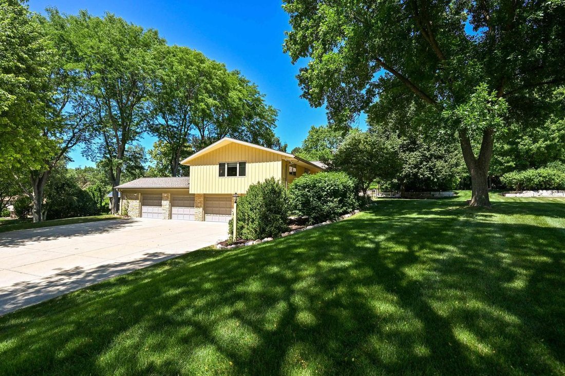 House in Greendale, Wisconsin, United States 2 - 18505349