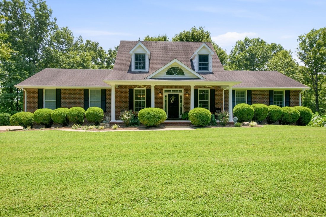 House in Hohenwald, Tennessee, United States 1 - 18499943