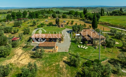 Maisons de campagne à San Quirico d'Orcia, Toscane, Italie 1