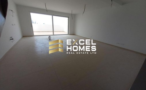 Apartamento en Swieqi, Malta 1