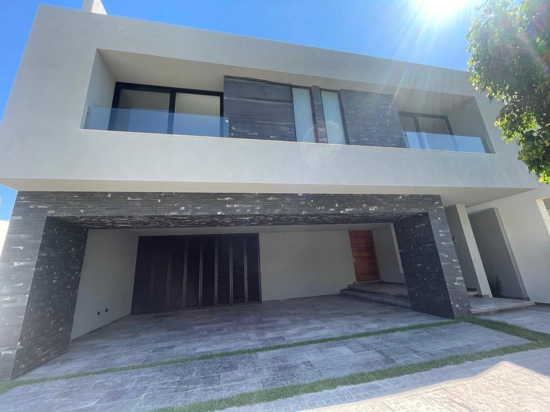 House in San Luis Potosí, San Luis Potosi, Mexico 2 - 18500638