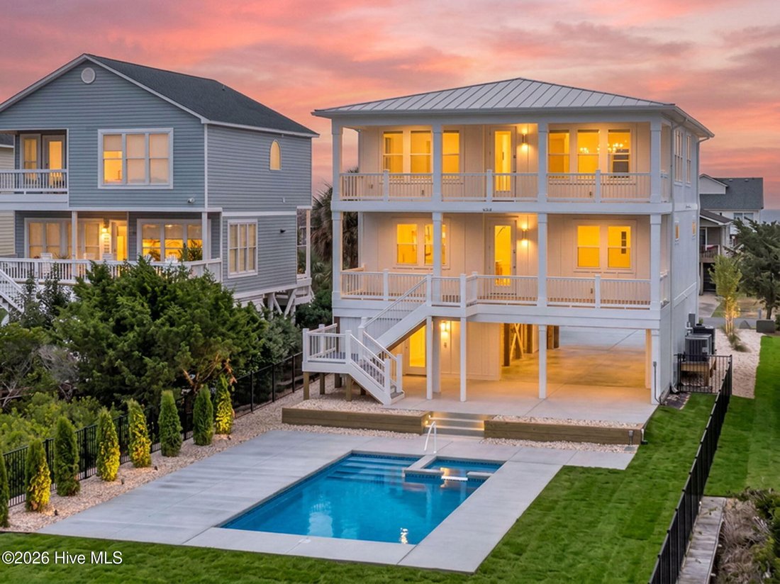 House in Oak Island, North Carolina, United States 1 - 18503347