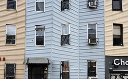 House in New York, New York, United States 1