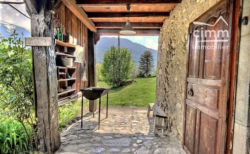 Chalet in Samoens, Auvergne-Rhône-Alpes, France 1